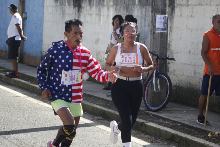 Correr Nos Une – Segunda Edición — Dorsales 075, 384 — Epika