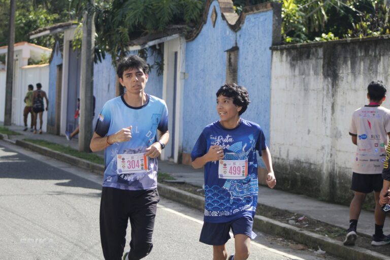 Correr Nos Une – Segunda Edición — Dorsales 304, 499 — Epika