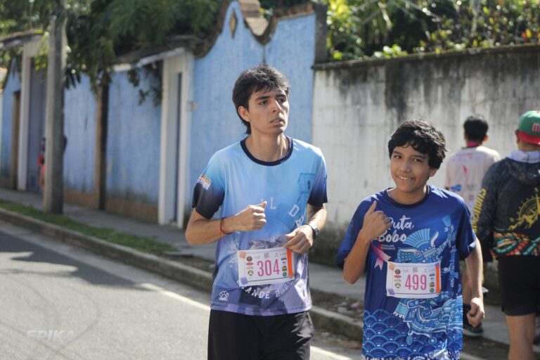 Correr Nos Une – Segunda Edición — Dorsales 304, 499 — Epika