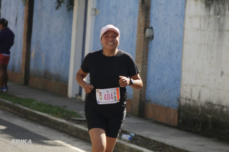 Correr Nos Une – Segunda Edición — Dorsal 484 — Epika