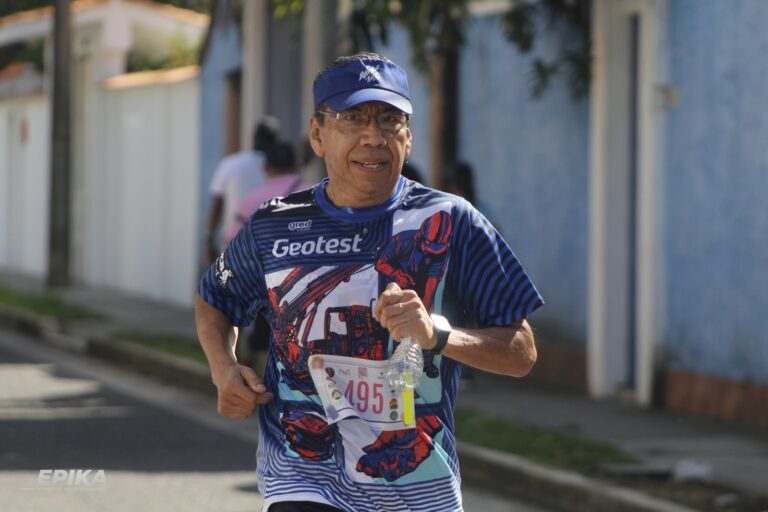 Correr Nos Une – Segunda Edición — Dorsal 495 — Epika