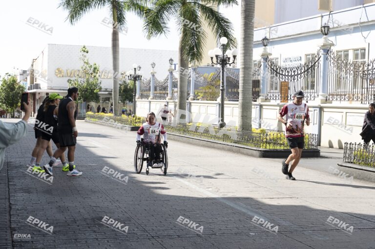 Medio Maratón Tratados de Córdoba — Dorsales 408, 84 — Epika