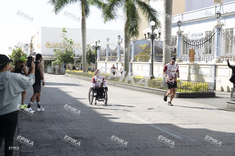 Medio Maratón Tratados de Córdoba — Dorsales 4081, 84 — Epika