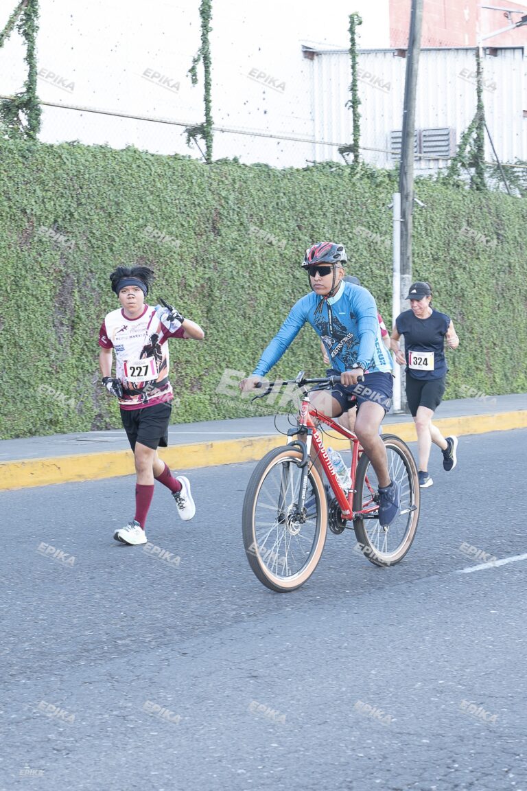 Medio Maratón Tratados de Córdoba — Dorsales 9, 324, 227 — Epika