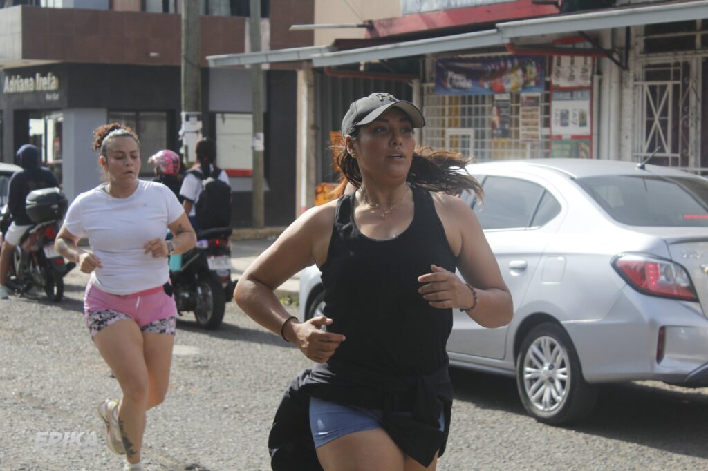 Social Run Un Cafe para Tus muertos — EPIKA fotografía deportiva